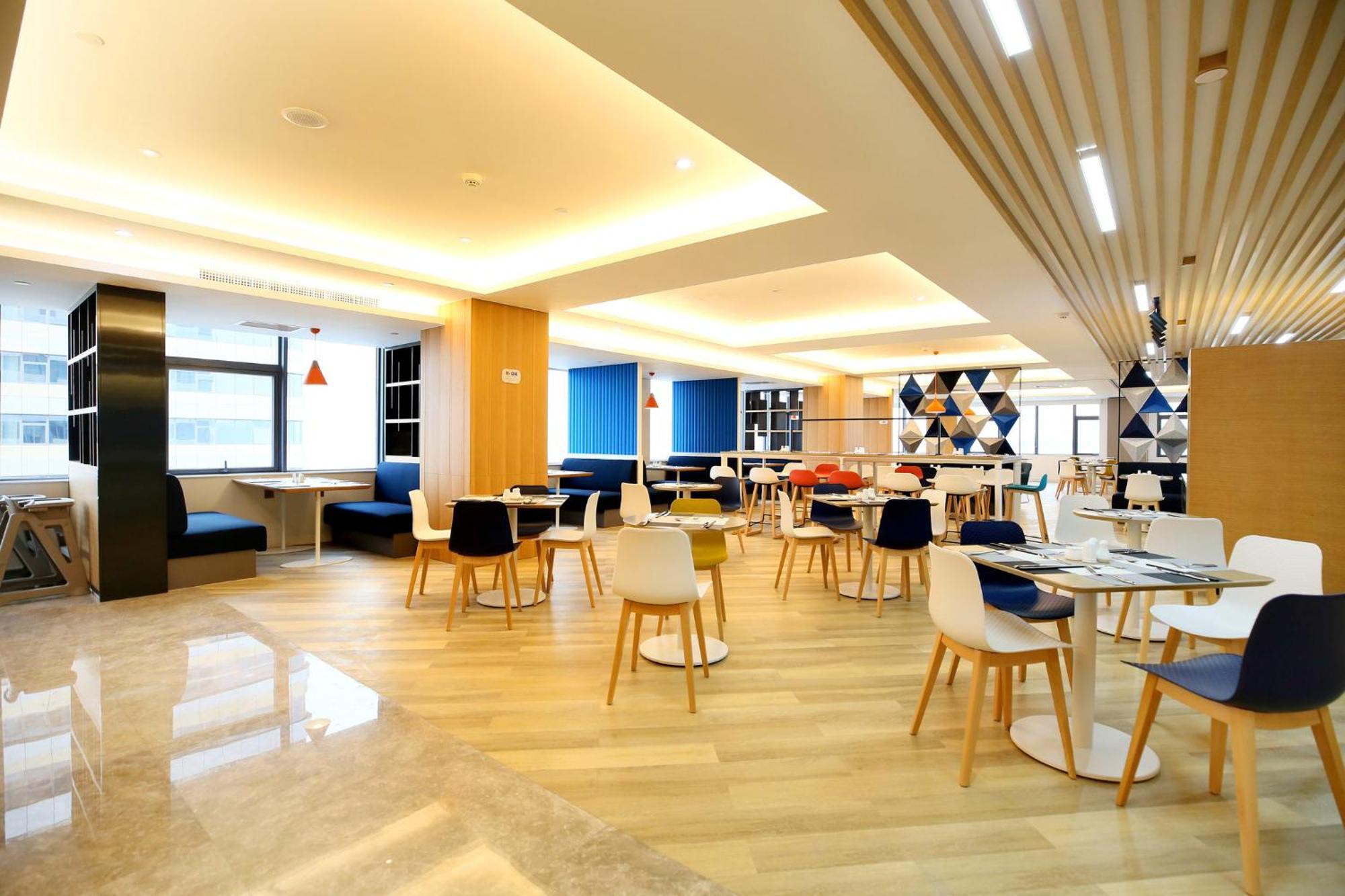 Holiday Inn Express Chengdu North Railway Station By Ihg - Near Panda Base, Near Chunxi Road Esterno foto