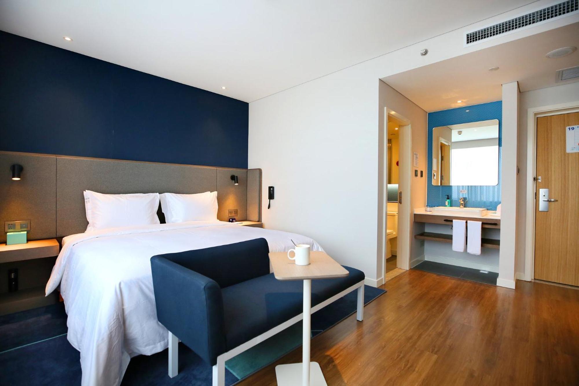 Holiday Inn Express Chengdu North Railway Station By Ihg - Near Panda Base, Near Chunxi Road Esterno foto