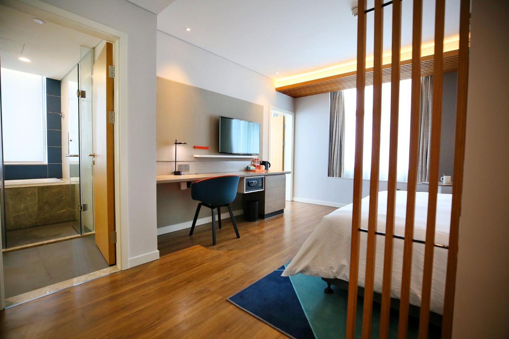 Holiday Inn Express Chengdu North Railway Station By Ihg - Near Panda Base, Near Chunxi Road Esterno foto