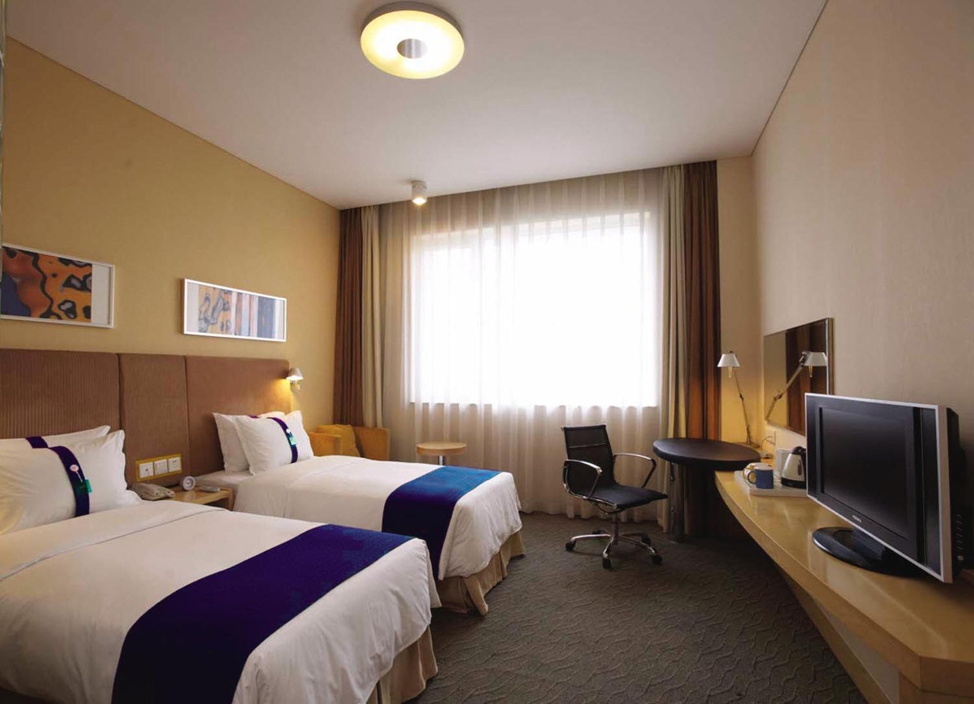 Holiday Inn Express Chengdu North Railway Station By Ihg - Near Panda Base, Near Chunxi Road Esterno foto